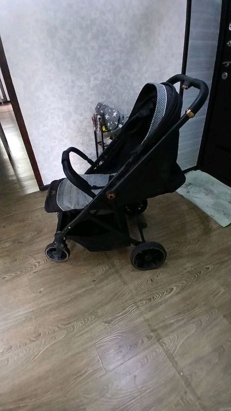 Детская коляска
