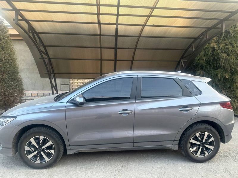 Byd e2 Luxury 2023 год