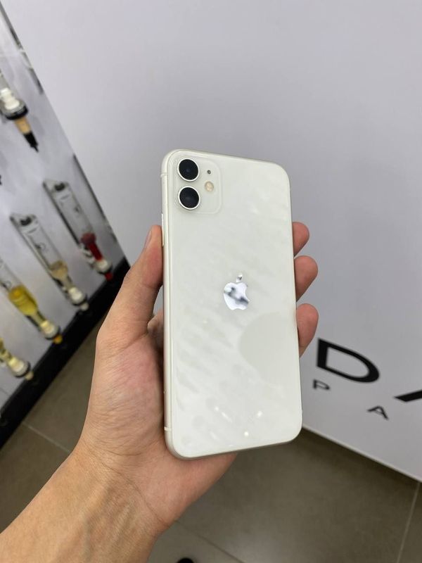 Iphone 11 . Iphone 11 .