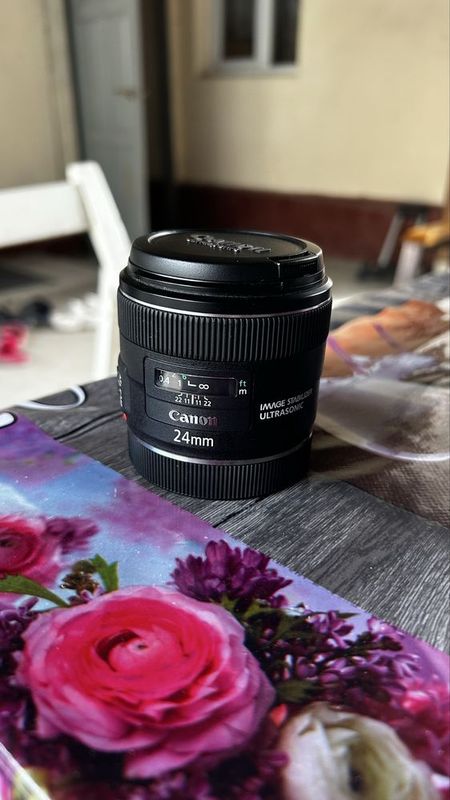 Обьектив ef 24mm usm. Canon rf 18-45 Обьектив ef 24mm usm. Canon rf 18-45