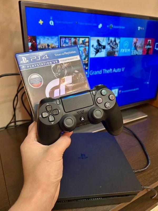 Playstation 4 pro 1 tb Playstation 4 pro 1 tb