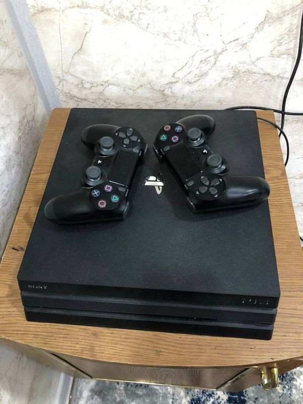 Sony playstation 4 pro Sony playstation 4 pro