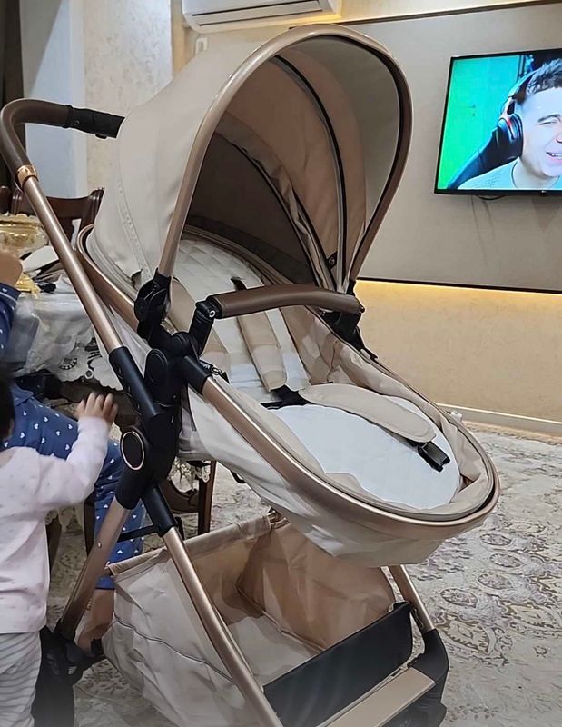 Коляска идеял холатта кизим учун олгандим ётмади 😍 Коляска идеял холатта кизим учун олгандим ётмади 😍