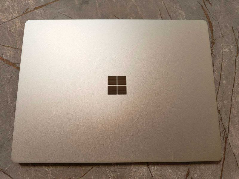 Microsoft Surface Laptop GO 2 i5/8/128