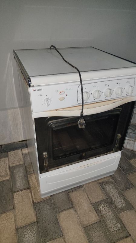 Газ плита Indesit Газ плита Indesit