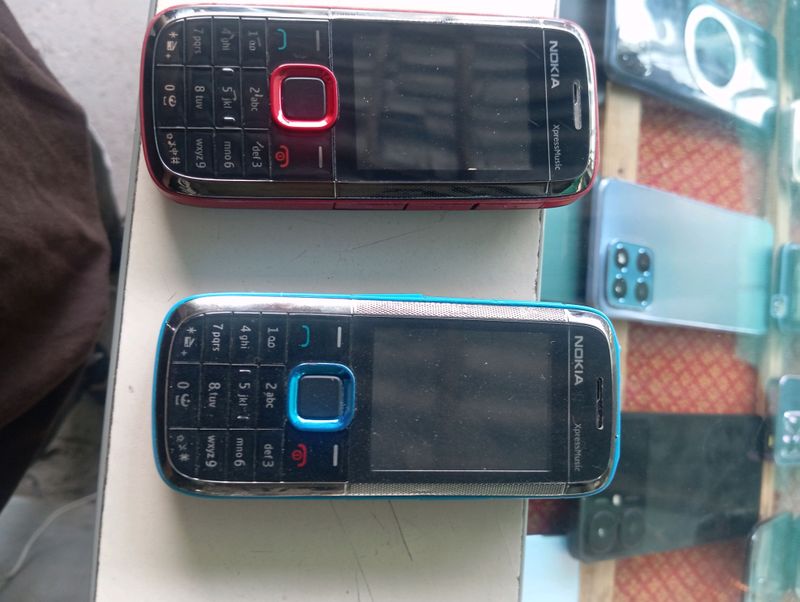 nokia 5130 ikki hil rangda orginal 2 ladi ham nokia 5130 ikki hil rangda orginal 2 ladi ham