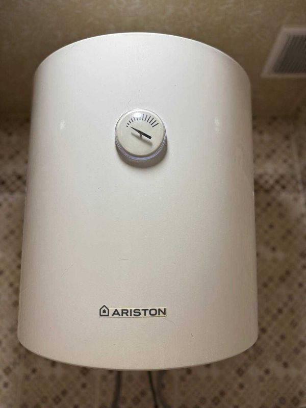 Водонагреватель Ariston Водонагреватель Ariston