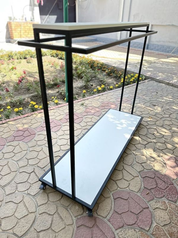 Продается вешалка для магазина Продается вешалка для магазина