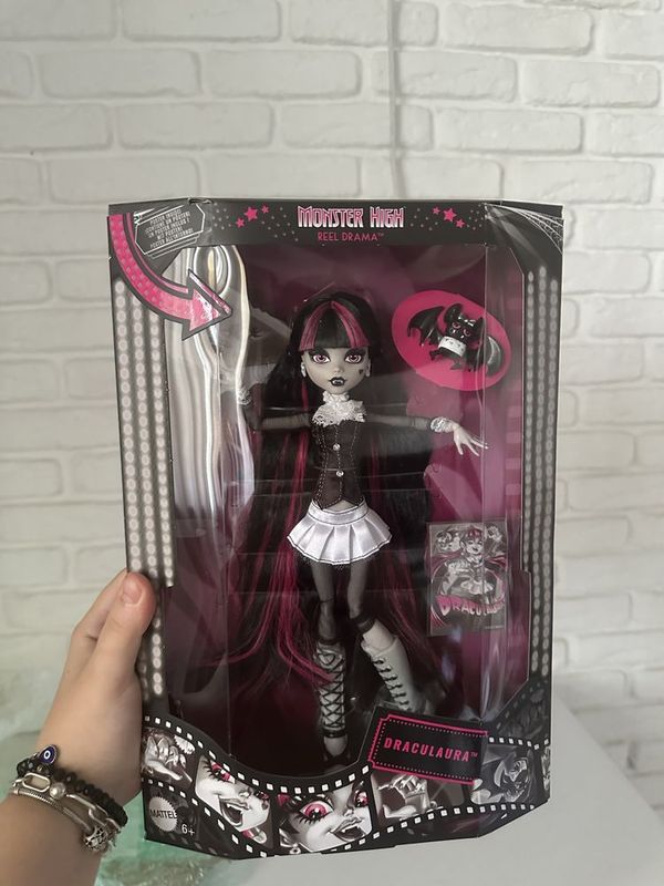 дракулаура reel drama monster high