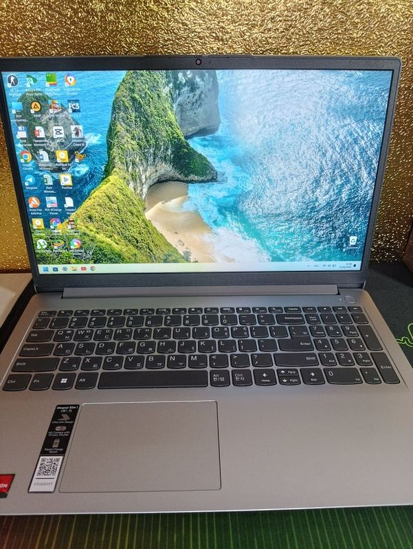 Новый Ноутбук Lenovo с гарантией, полный комплект аксессуаров Новый Ноутбук Lenovo с гарантией, полный комплект аксессуаров