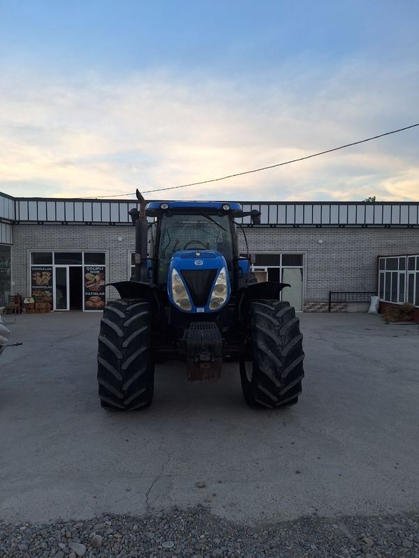 New Holland T70-60 Puma