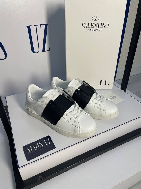 Valentino oyoq kiyim,Валентино Valentino oyoq kiyim,Валентино