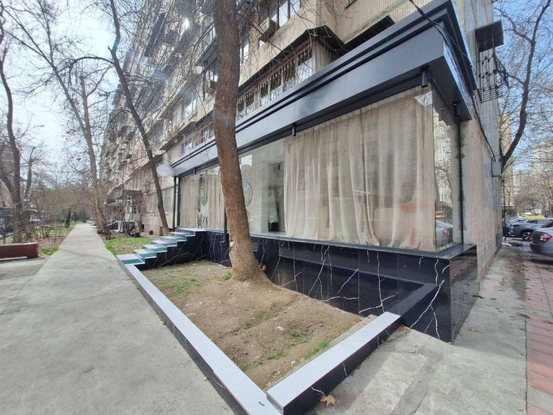 Продаётся: Не жилое Мирабадский район Ориентир - метро Ойбек 78 кв Продаётся: Не жилое Мирабадский район Ориентир - метро Ойбек 78 кв