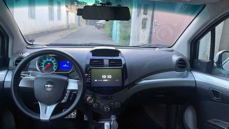 Spark oq 2020 avtomat sotiladi Spark oq 2020 avtomat sotiladi
