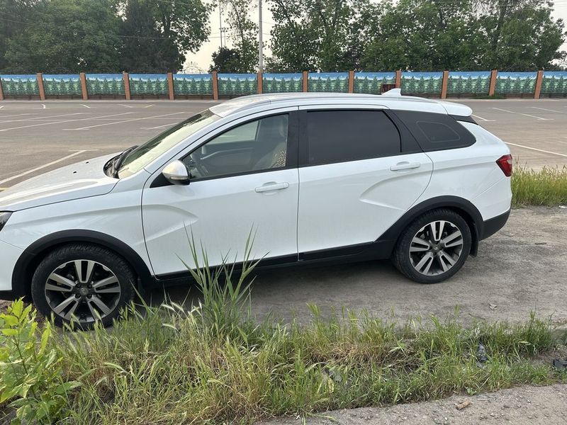 Сотилади срочна биринчи қўл