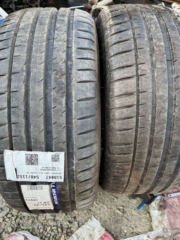 Продаю шины Michelin pilot sport 4 245/45/17 99Y две штуки Новые Продаю шины Michelin pilot sport 4 245/45/17 99Y две штуки Новые
