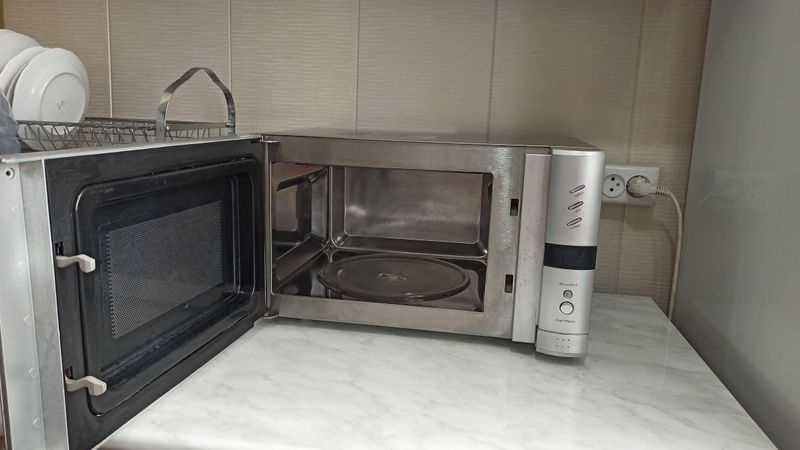 Микроволновая печь Микроволновая печь