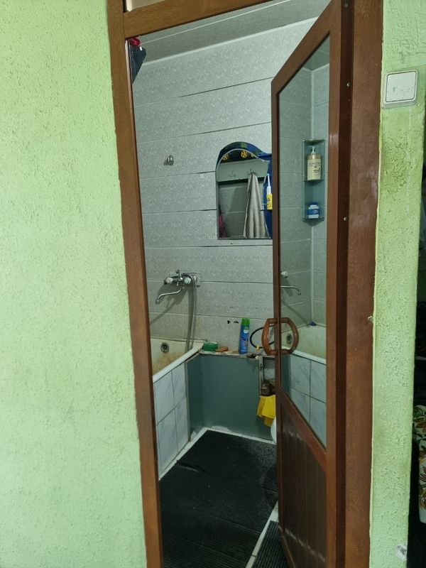 Buxoroda 2 xonali uy ijaraga beriladi Buxoroda 2 xonali uy ijaraga beriladi