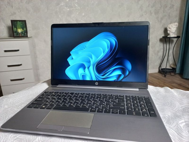 HP 15.6″ ноутбук AMD Ryzen 3 5300U, 8GB/256GB SSD HP 15.6″ ноутбук AMD Ryzen 3 5300U, 8GB/256GB SSD