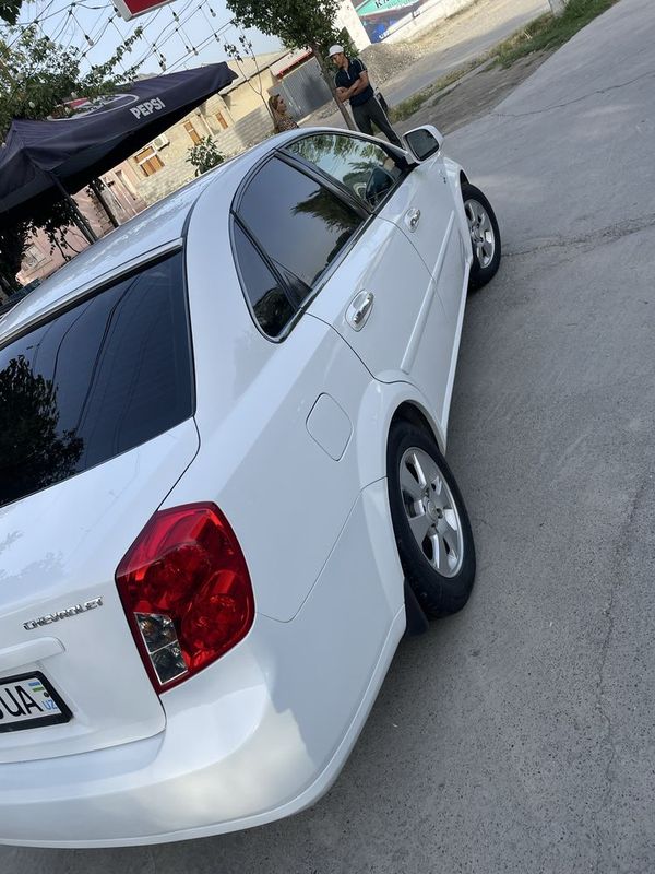 Chevrolet Gentra 2017 rangi oq Chevrolet Gentra 2017 rangi oq