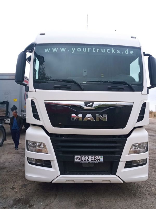 MAN TGX 18.460 тягач Сотилади евро 5 мотор куйилган