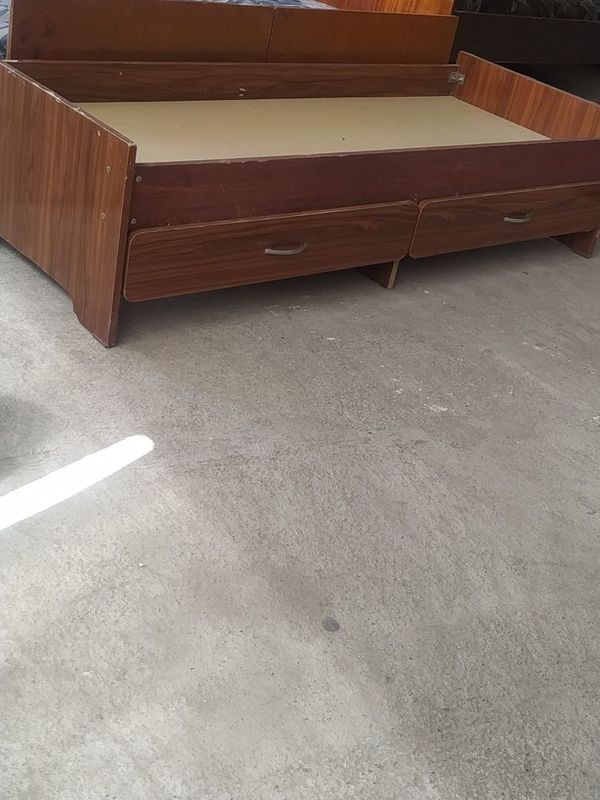 Detiskiy divan vv