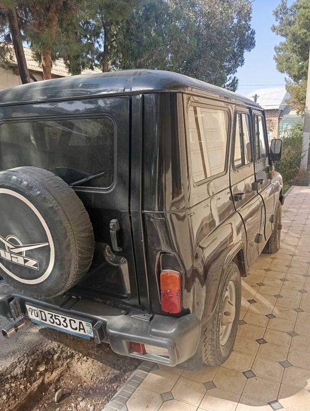 Uaz sotiladi yili 2014...