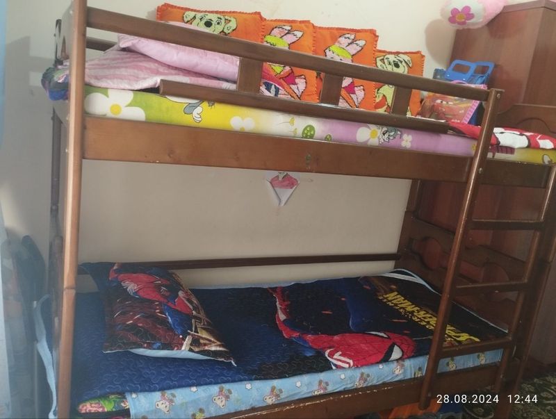 Кроват детский 2этажный Кроват детский 2этажный