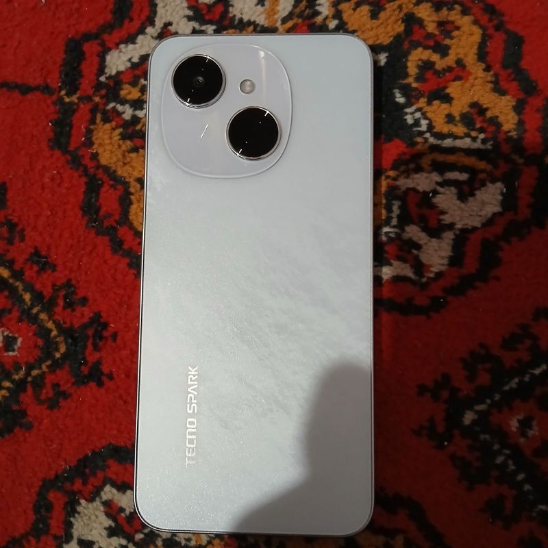 Tecno Spark Go 1