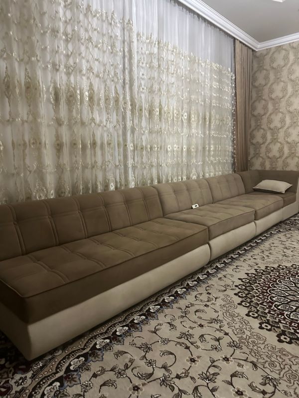 Yumshoq mebel sotaman 500$ Yumshoq mebel sotaman 500$