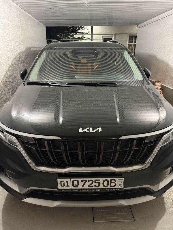 KIA Carnival 2023-yil KIA Carnival 2023-yil