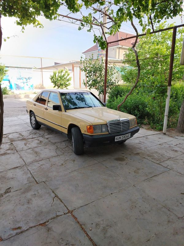 MERSEDES w201 (190) MERSEDES w201 (190)