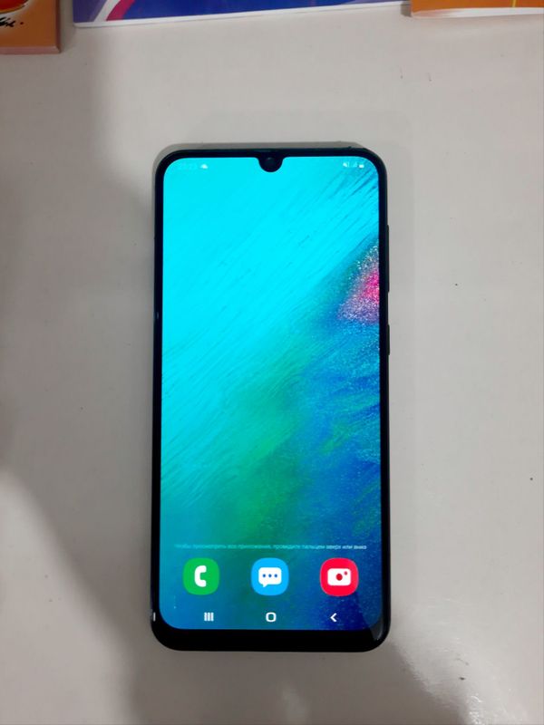 Samsung A30 holati yaxshi
