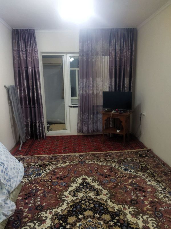 Qo'yliq Massif 4 1/1/4 Arenda Qoyiladi