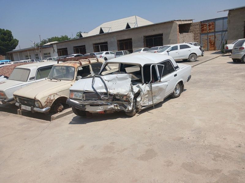 Vaz 2107 injektor sotiladi 2008