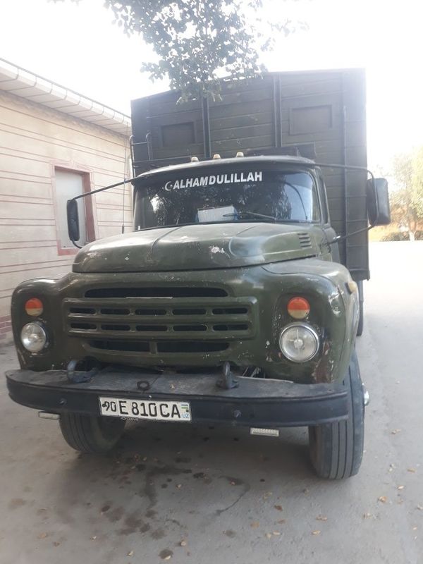 Zil 130 sotiladi 1991 yil xolati yax ishlab turgan mashin