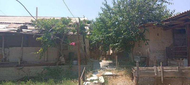 Участка сотилади