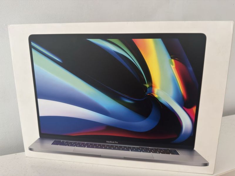 Macbook Pro 16inch/i7/16/512/full box