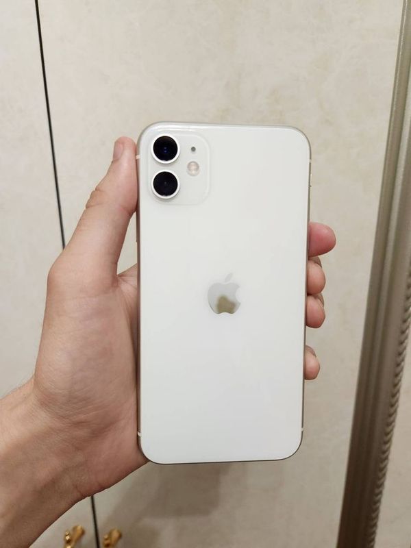 iPhone 11 64 GB Full