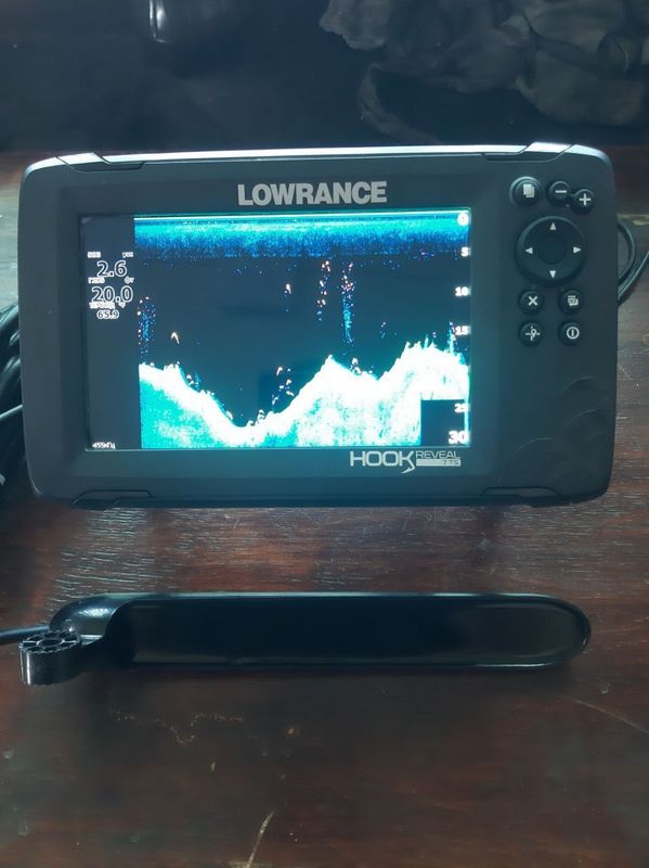 Эхолот lowrance 7