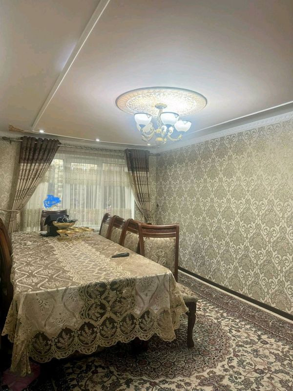 Мирабадский р-н Фаргона Йули 3/2/4 Кирпич,разделка