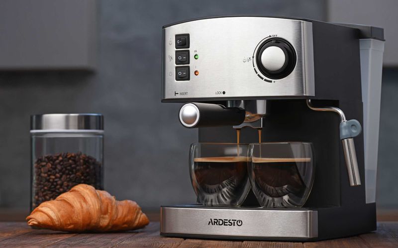 Qahva moshinasi Ardesto YCM-E1600 espresso