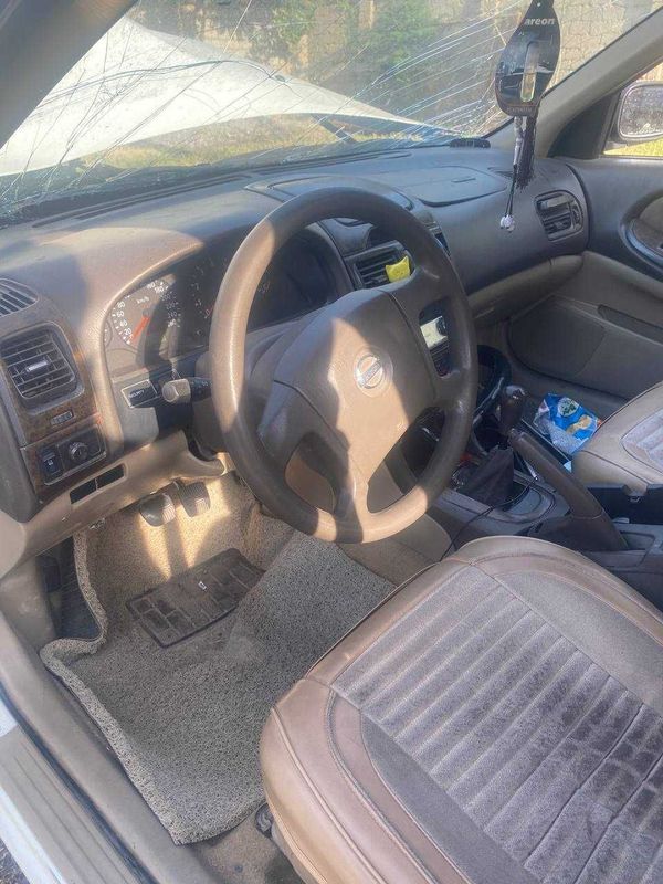 Nissan Maxima (Битый) Nissan Maxima (Битый)