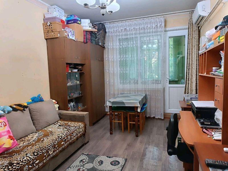 Срочно продается 2 комнатная квартира Ависозлар 3 Срочно продается 2 комнатная квартира Ависозлар 3