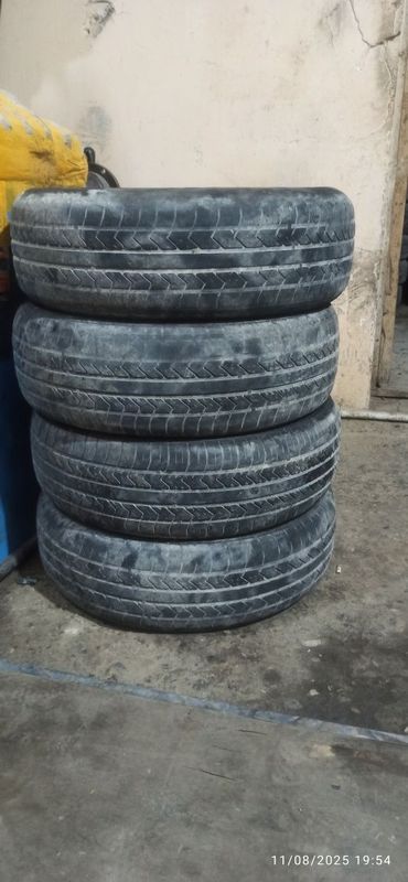 Charmhou 185/70 R14 balon sotiladi Nexiadan yechilgan Charmhou 185/70 R14 balon sotiladi Nexiadan yechilgan