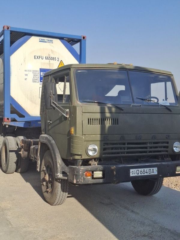 Камаз тягач kamaz Камаз тягач kamaz