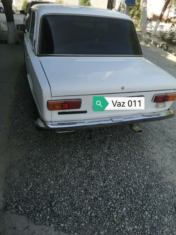 Vaz 21011 sotiladi