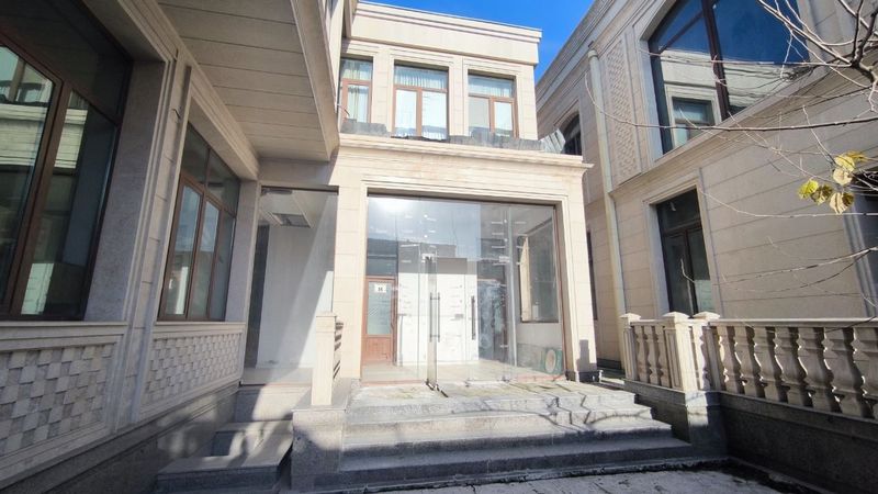 Сдается в Аренду под ЧОЙХОНА КАФЕ РЕСТОРАН и любой ваш бизнес 1400КВ Сдается в Аренду под ЧОЙХОНА КАФЕ РЕСТОРАН и любой ваш бизнес 1400КВ