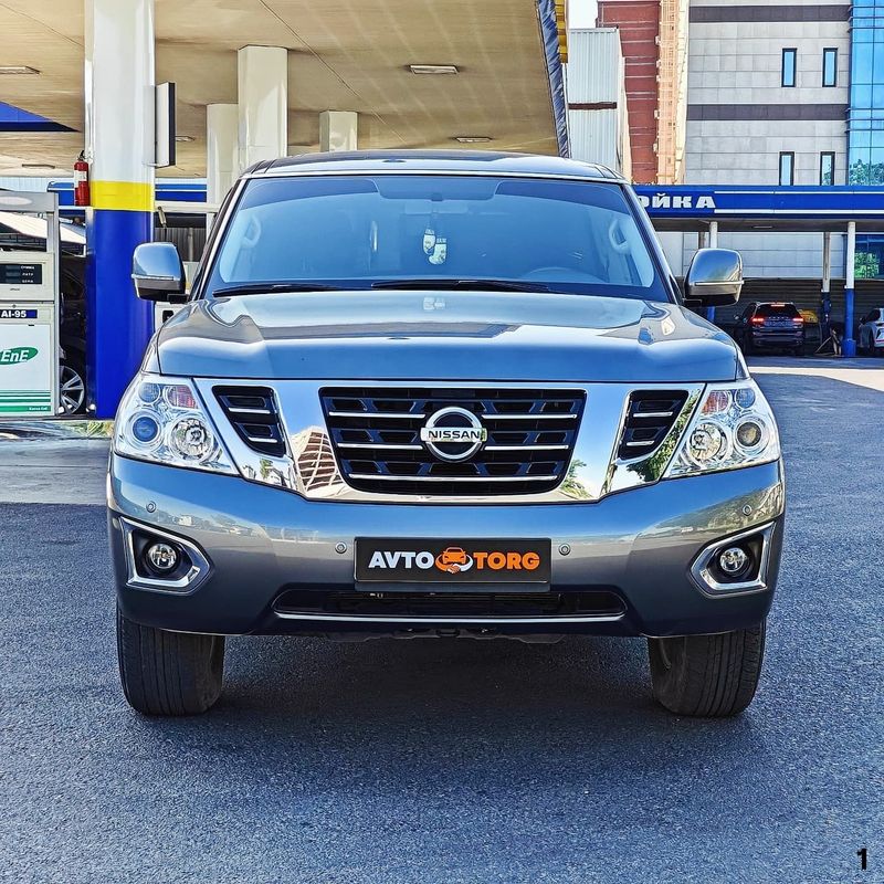 Nissan Patrol, 2018, Platinum, в идеальном состоянии Nissan Patrol, 2018, Platinum, в идеальном состоянии