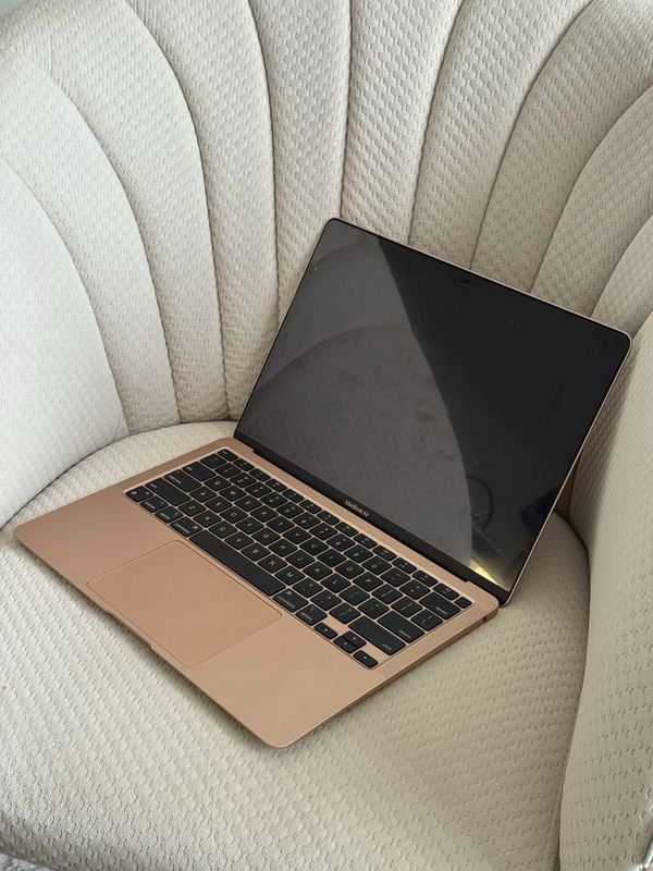Macbook air m1 512ssd Macbook air m1 512ssd